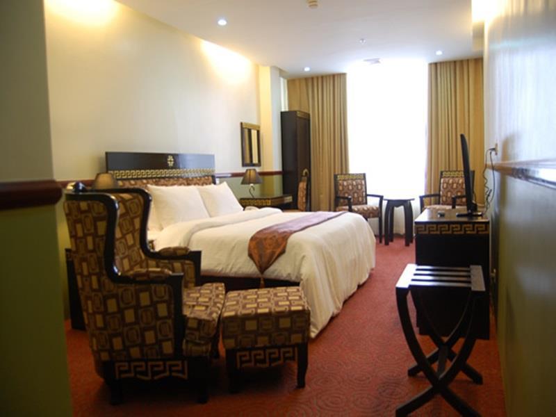 Manila Crown Palace Hotel Bagian luar foto